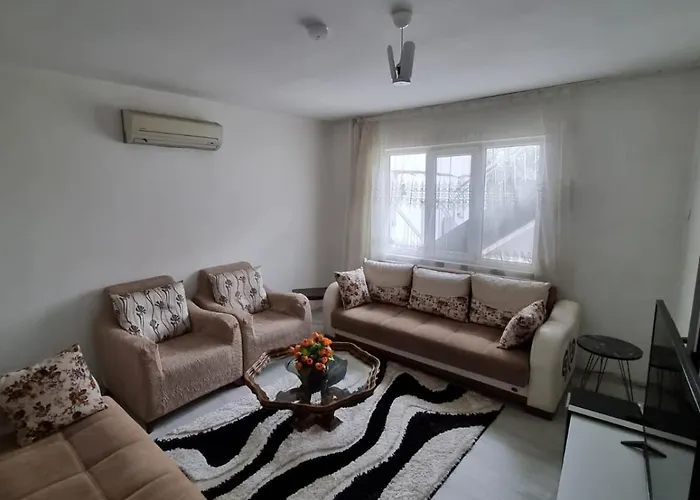 Happy House 2