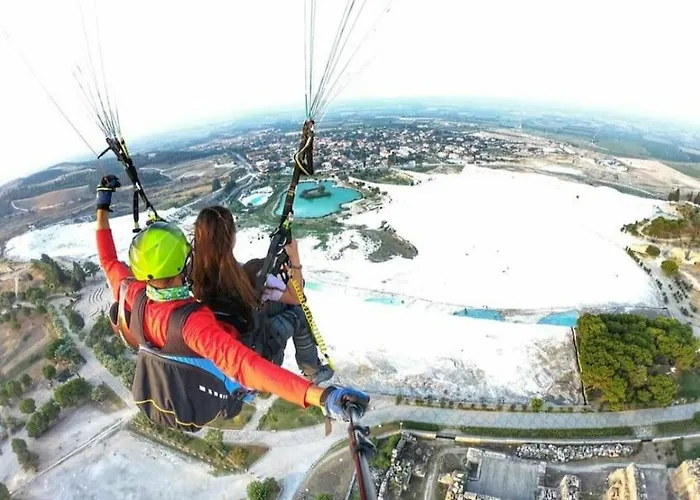 Happy House 2 פמוקלה